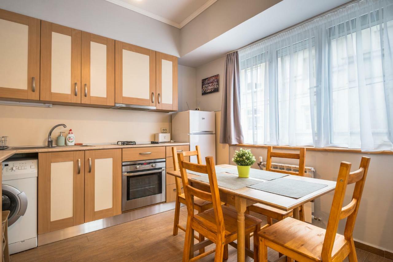 5Th Avenue Sofia Two Bedroom, Two Bathroom, Positano Street Suite By Flat Mаnager Εξωτερικό φωτογραφία